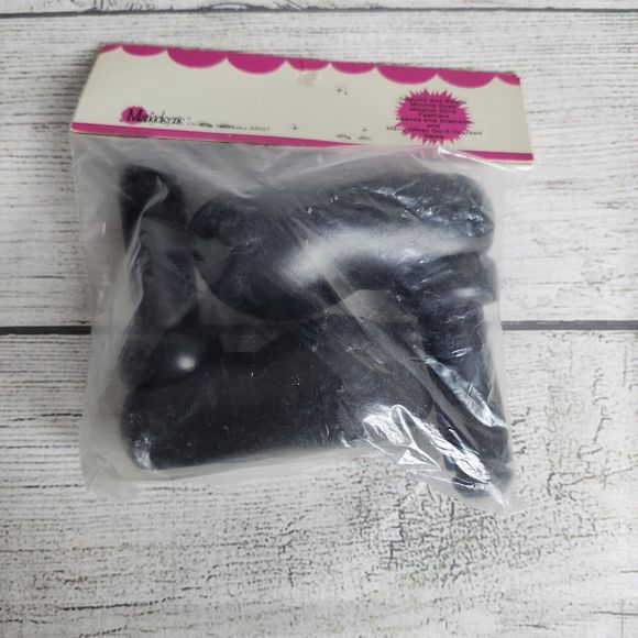 Mangelsens Handicraft Supplies Dolls Large Clown Boots 3 1/2" NOS 17042 1 Pair - Picture 5 of 8